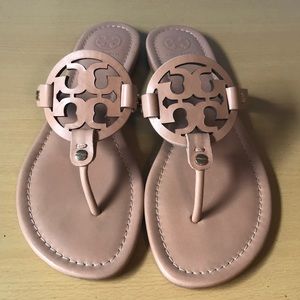 TORY BURCH SANDALS!!!!